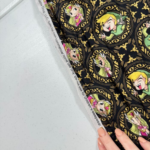 springs fabric black nintendo golden badges 38x100 2.7 yards 2016 - Picture 10 of 17