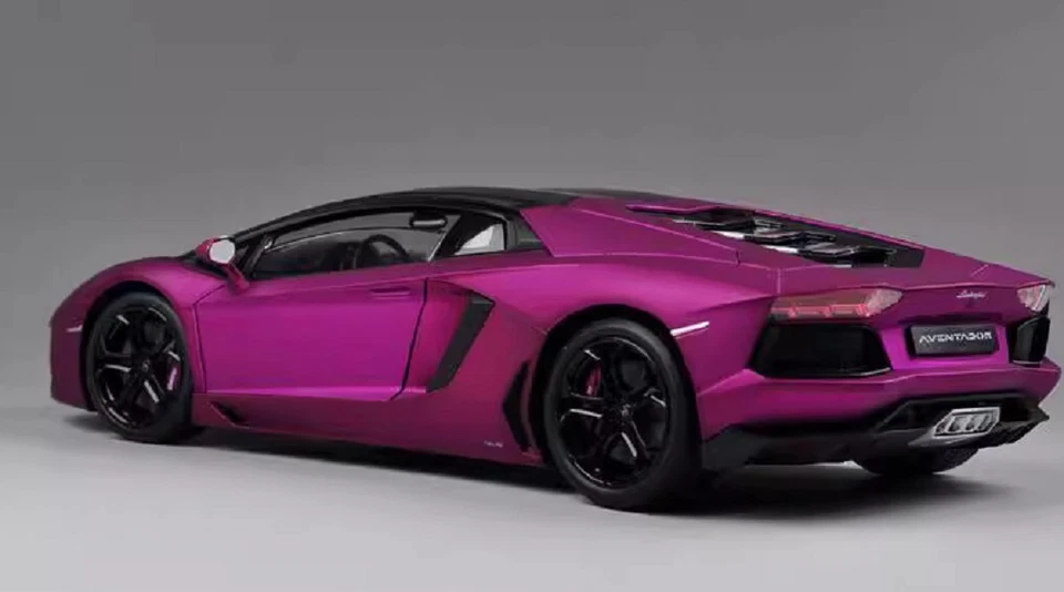 Welly 1:18 Lamborghini Aventador LP700-4 Racing Diecast Model Car Purple IN BOX - Image 2 of 3