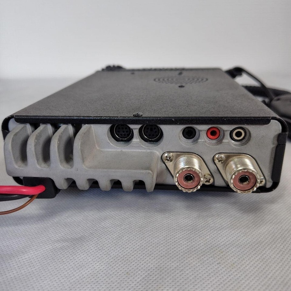 Yaesu FT-857DM HF VHF UHF Mobile Portable Transceiver Ham Radio Working ...