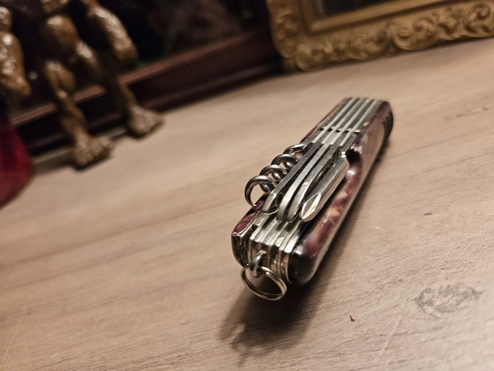 Must-Have Multi-Tool Pocket Knife for Your Tool or Tackle Box Must-Have Multi-Tool Pocket Knife for Your Tool or Tackle Box