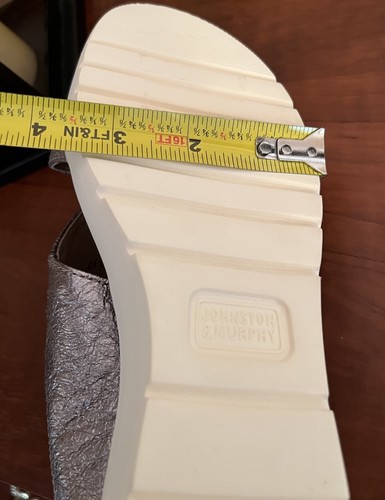 NUEVAS Sandalias Johnson & Murphy Metálicas Plateadas Cuero Cuña Sin Cordones Punta Abierta 8.5M - Imagen 12 de 12