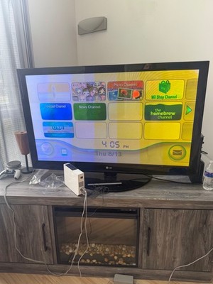 Nintendo wii white RVL-001 console, tested and working (no controller).