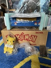 Vintage Pokémon Pikachu VCR PK240D VHS Player w/ Remotes & Original Box