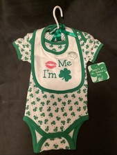 Baby's 1st St Patrick  s Day Size 3-6 Month One Piece Bib and Hanger NEW W/Tags