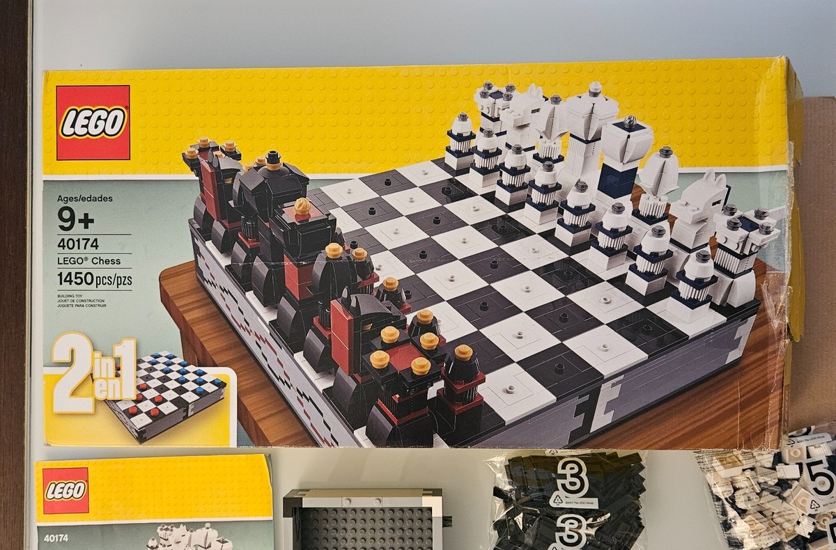 LEGO 40174 IN Iconic Chess and Checkers Set Retired