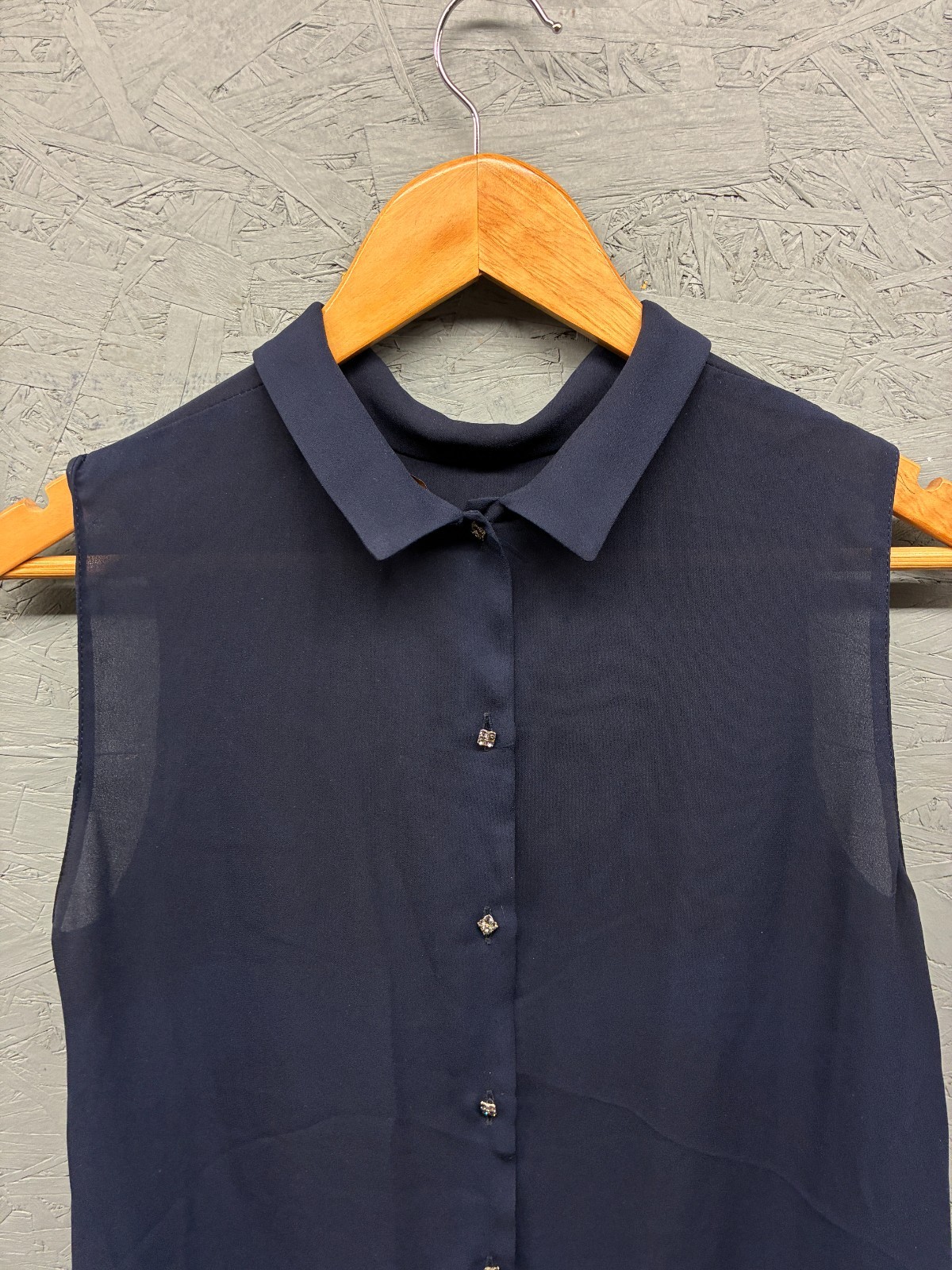 ZARA Basic Blouse Sleeveless Button Down Women’s … - image 2