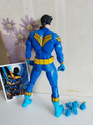 McFarlane DC Multiverse Nightwing Knightfall Figure With Collector Card - Picture 2 of 3