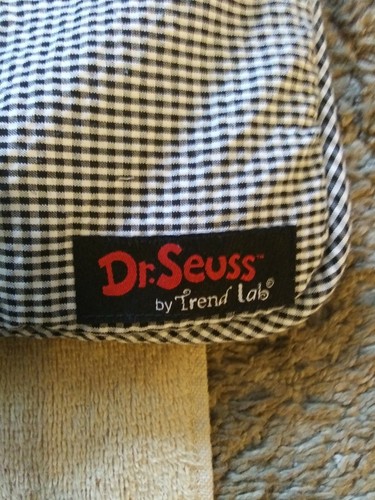 Dr. Seuss THE CAT in the HAT Crib Comforter Baby Blanket BY TREND LAB 35 X 45 - Picture 3 of 8