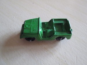 green jeep toy car