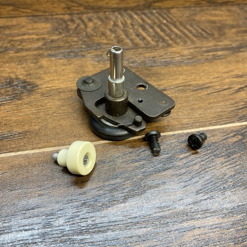 Genuine Kenmore 158 Sewing Machine Bobbin Winder & Guide - Picture 3 of 3