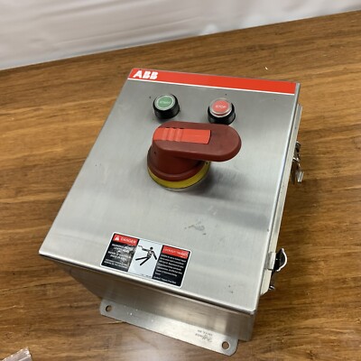 ABB NF32X-3PY6AA10 3P SW 40A 3POLE 40A w/ CDNF32 ENCLOSED DISCONNECT SWITCH NEW