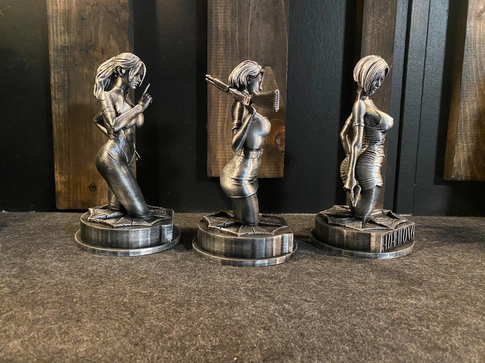 Resident Evil Collection Set 6.5 inches Tall - Image 4 of 4