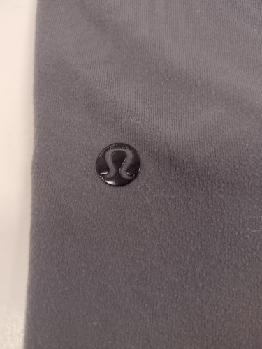 Lululemon Men’s Fleece Cloth Like Grey Shorts Size 34 Polyester/Spandex #2363 - Picture 4 of 9