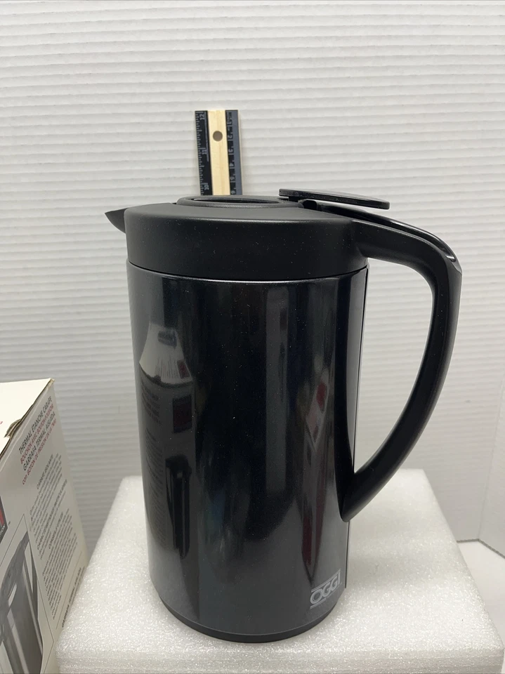 Jarra de vacío térmico OGGI negra 1 Lt. Forma ovalada Foto 2 de 4