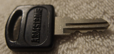 140 armstrong 140 key,tool box ? VTG