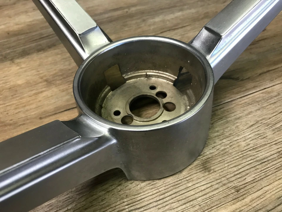 Pontiac Beaumont 1968 68 usado GM volante moldura raro OEM Foto 3 de 3