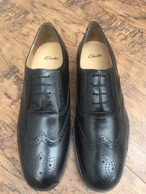 clarks unstructured shoes uk