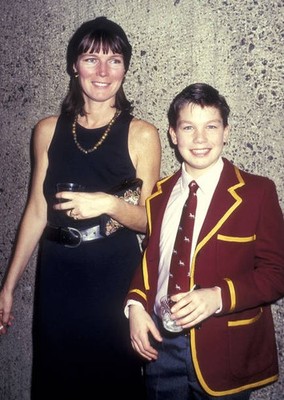 Actor Jerry O'Connell mother Linda Witkowski at National Board of - Old Photo 5