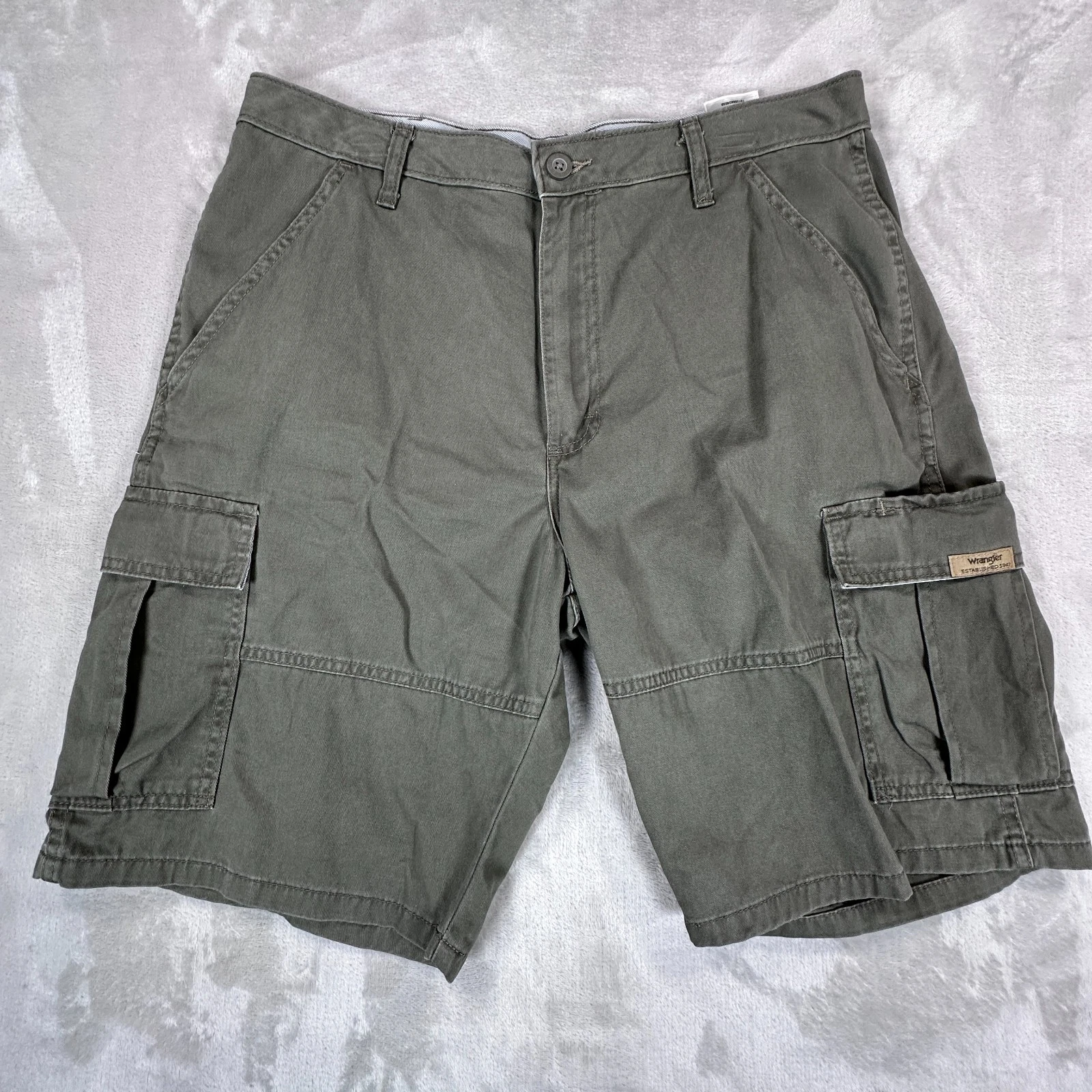 Wrangler Cargo Shorts Men 34 Olive Green Cotton High Rise Camping Hiking Outdoor