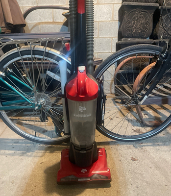 #ad Dirt Devil Power Express Upright Vacuum Cleaner Bagless Corded Red Black $25.00