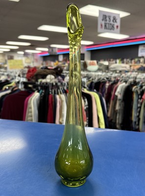Vintage Mid Century Modern Green Viking Art Glass Swung Bud Vase 11.5 