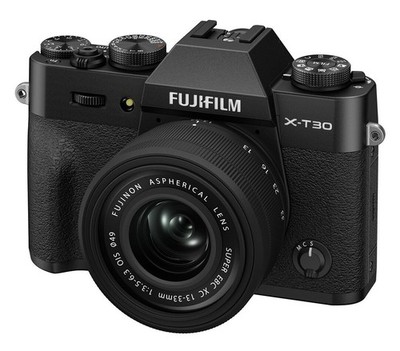 FUJI Fujifilm X-T30 III Spiegellose Kamera + 13-33mm f/3.5-6.3 Objektiv Kit in Schwarz
