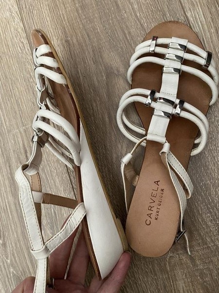 Women Carvela Heels White Leather 39