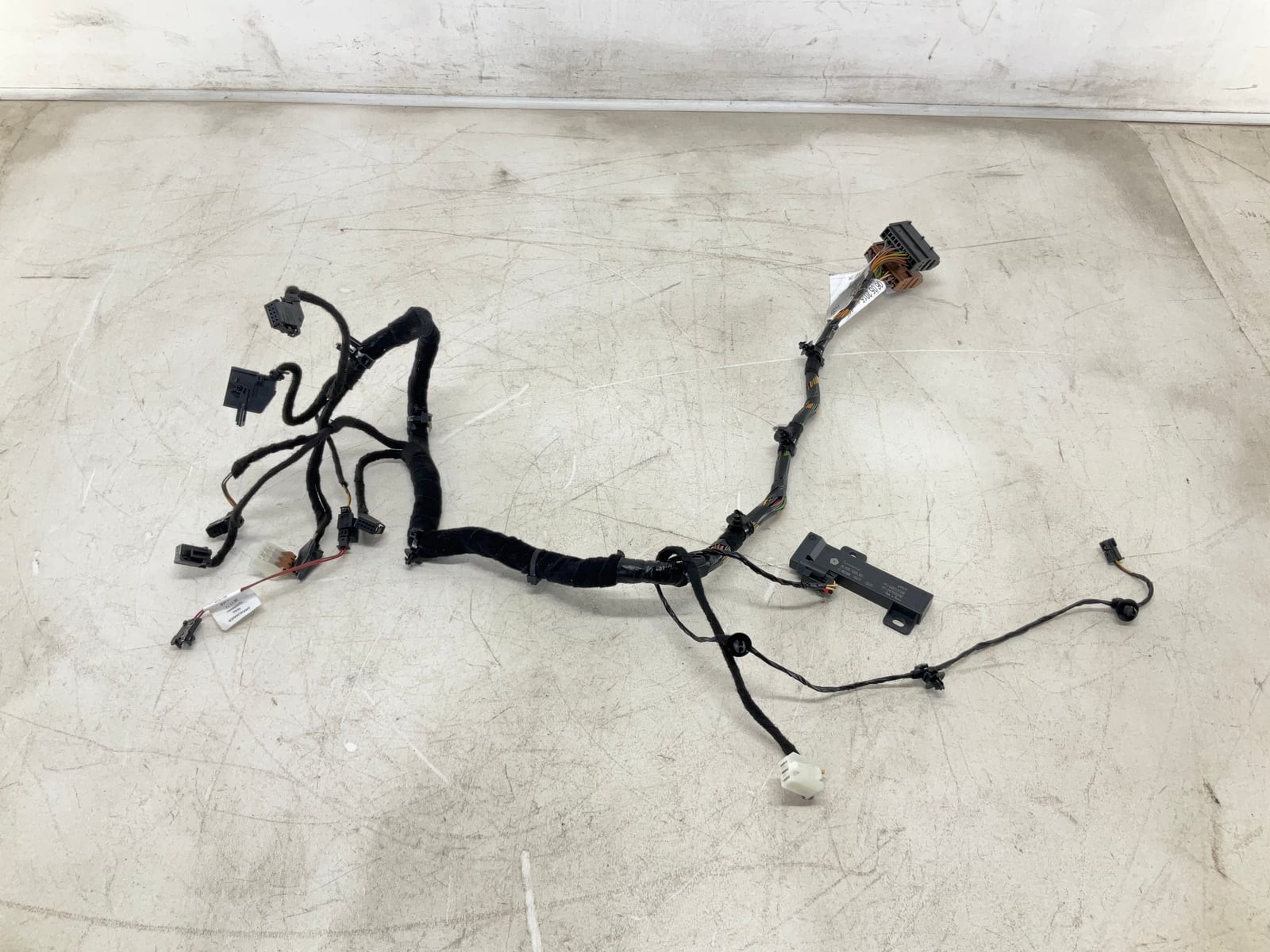 17-22 Maserati Ghibli Center Console Wiring Harness & Keyless Entry Antenna CM