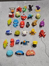 Nice Lot of 29 Zuru Smashers Dino Sports Mini Figures
