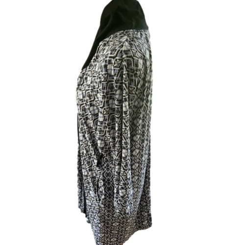 Tart Intimates Very Soft Black White Robe Comfortable Cozy Winter Womens Size XL - Picture 3 of 7