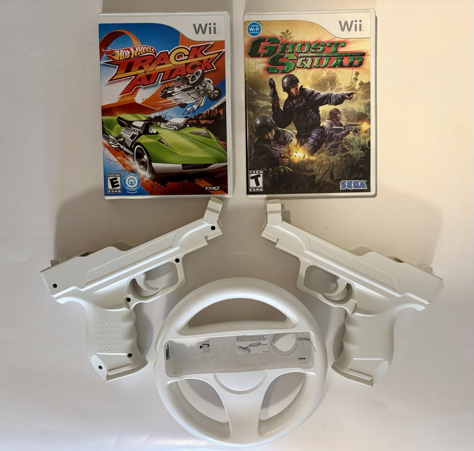 Nintendo Wii Bundle Lot Gun Ghost Squad Hot Wheels Video Game White Zapper