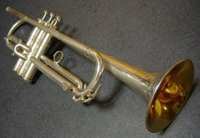VINTAGE CONN 22B NEW YORK SYMPHONY MODEL 1934