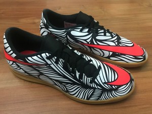 neymar hypervenom indoor