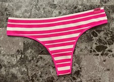 NWT VICTORIA'S SECRET PINK WHITE STRIPE RIBBED LOGO TAG SEAMLESS THONG PANTIES