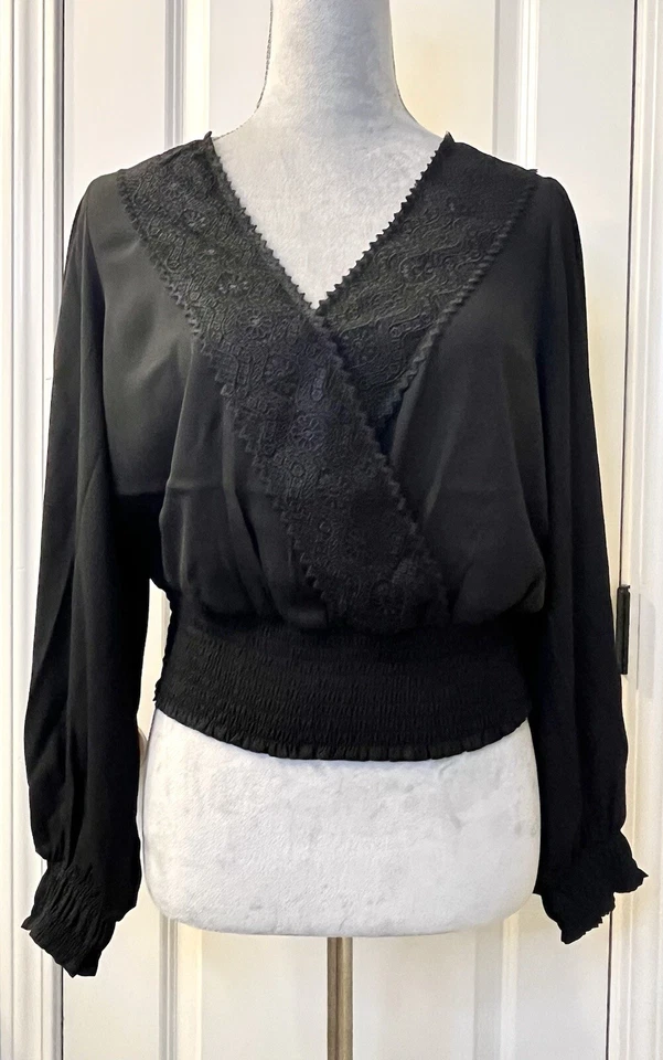 Blusa JOIE Para Mujer Bordada Encaje Cuello en V Calzoncillo LS Recortada M Campesina Elegante