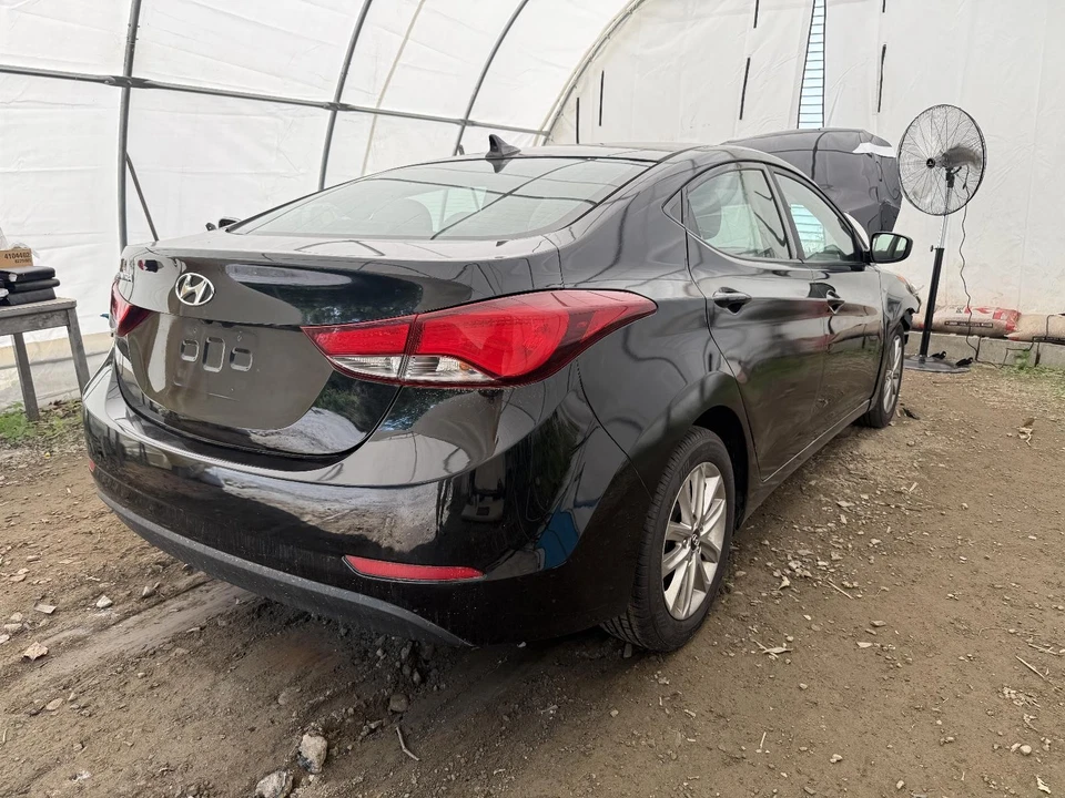 Volante usado se adapta a: Hyundai Elantra 2014 grado A Foto 3 de 4