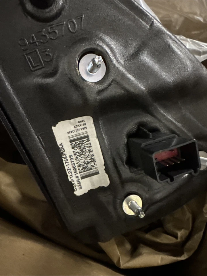 Espejo retrovisor lado izquierdo para conductor Explorer Ford Sport Trac Mercury Mountaineer Foto 3 de 4