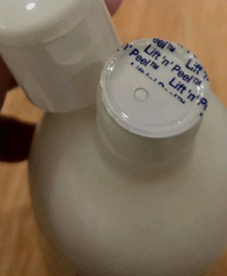 Hidratante facial ultra Kiehl's com esqualano 8,4 oz novo lacrado hidratação 24 horas - Imagem 3 de 4