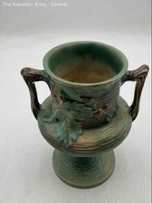 Roseville 157-8 Green Ceramic Leaf Bushberry Art Pottery Double Handle Vase