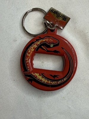 Marlboro Adventure Team Bev Key Vintage Keychain Red Lizard Advertising