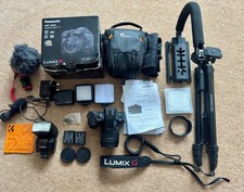 Panasonic Lumix G80m camera and full vlogging kit
