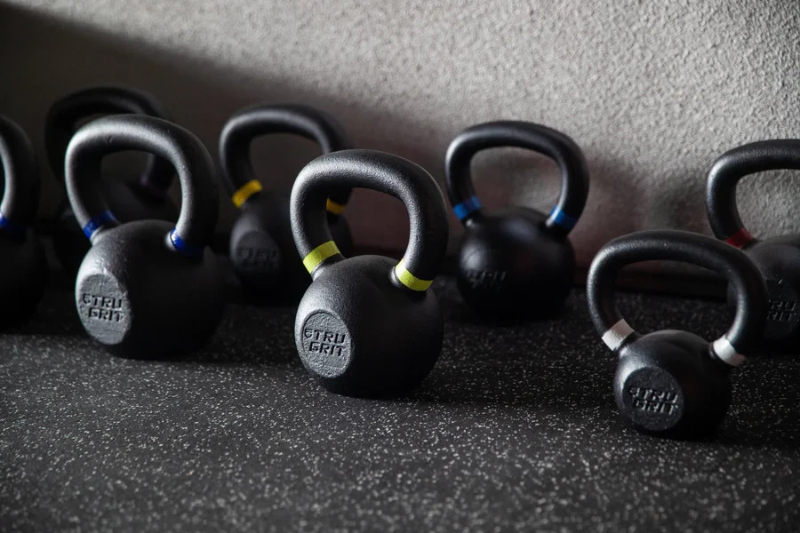 Heavy Duty Kettlebell Cast Iron 20lb Balanced Weight Strength Fitness & Training thumbnail 5