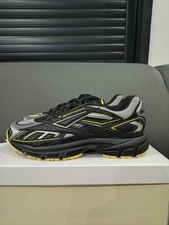 Reebok Premier Road Ultra Gr. 44 / 10,5 US schwarz gelb