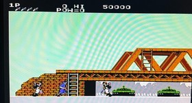 NES Rush 'n Attack NES 1987 cartuccia autentica solo 5 viti testate e funzionanti