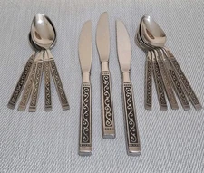 10 Oneida Spanish Court Stainless Steel Teaspoons 3 Table Dinner  Butter Knives 