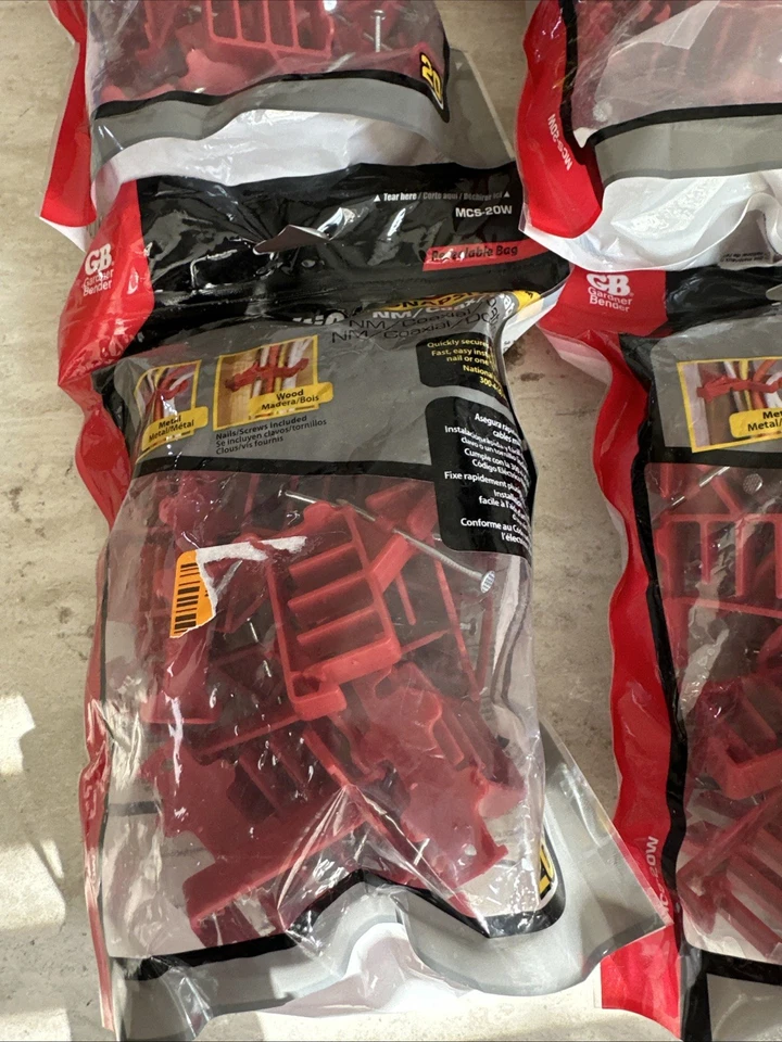 4 grapas multicable Gardner Bender (paquete de 20 e/s) Foto 3 de 4