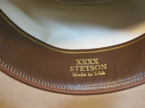 Stetson 4X Beaver Cowboy Hat Size 7 1/4 w/Box (taped up), Appears Barely Worn - Picture 3 of 9