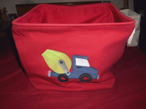 RED CANVAS 16" X 14" X 16" TOYS & STUFF TOTE BAG WITH ROPE HANDLES & TRUCK - Picture 12 of 17