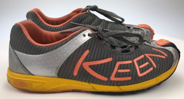 keen trail running shoes womens