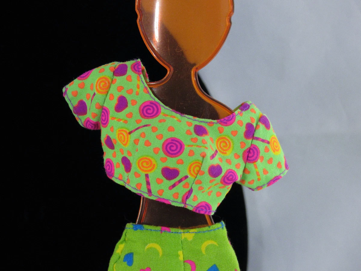 Lime green capris 2025